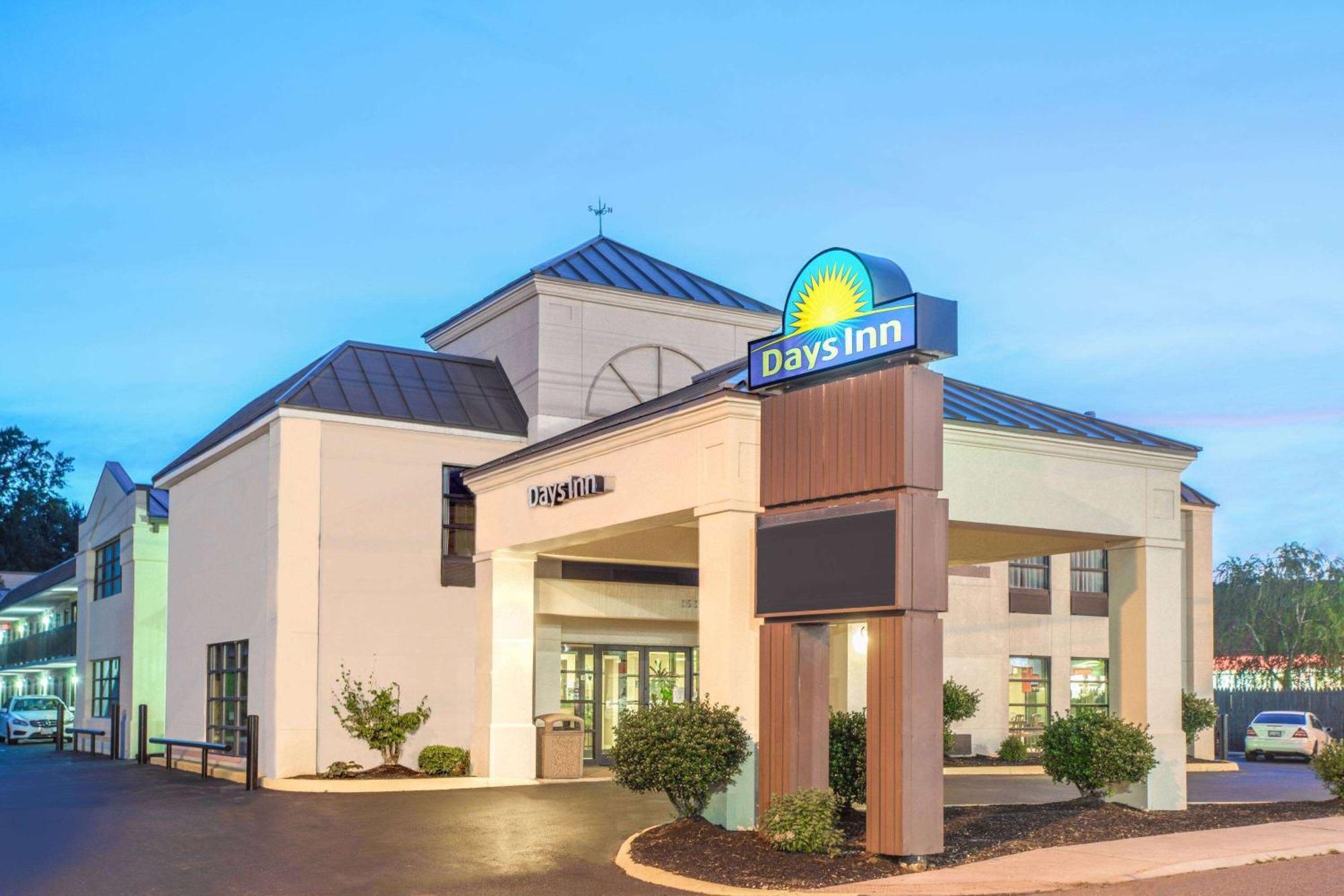 Days Inn By Wyndham Salem Exterior photo